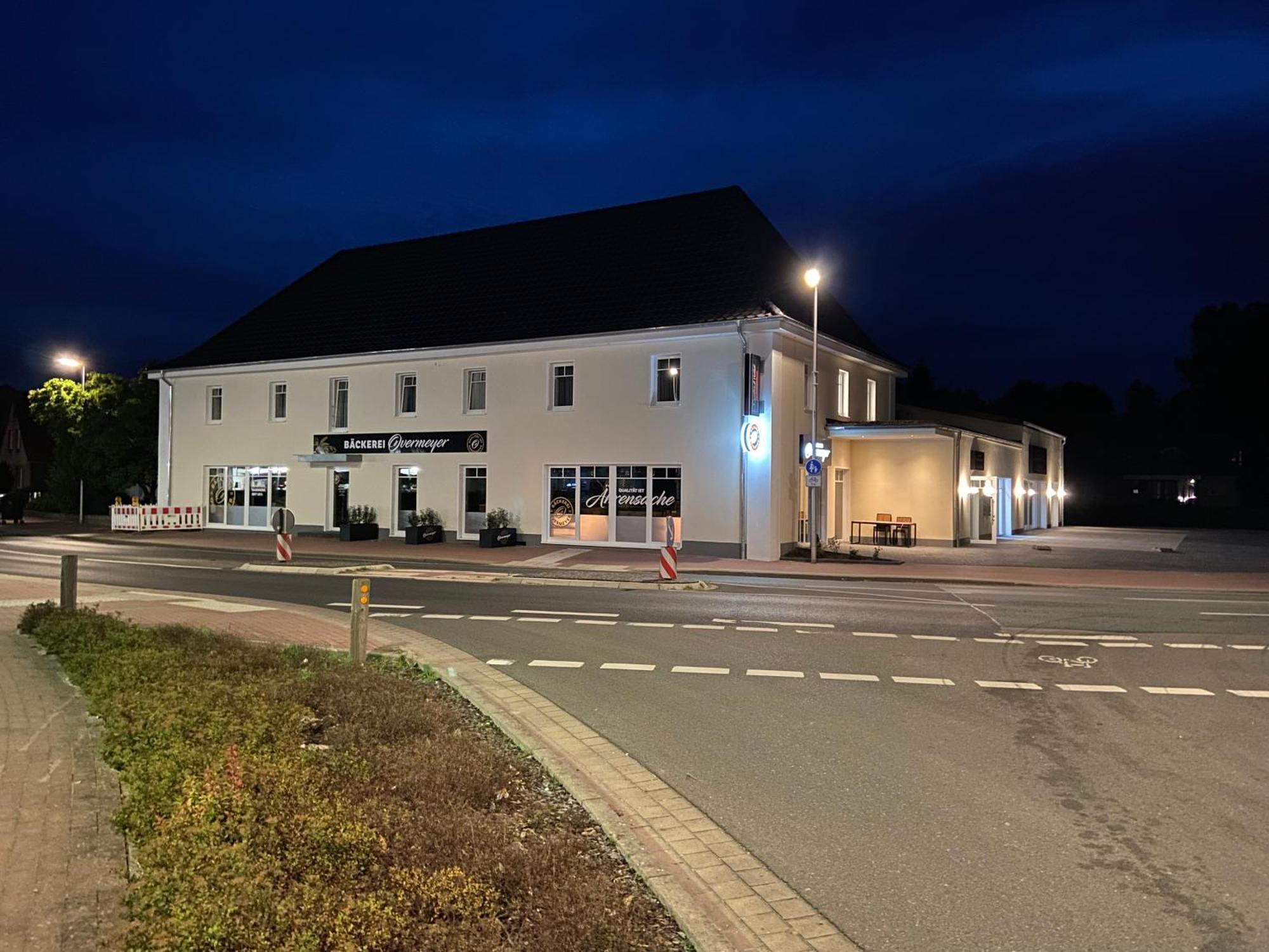 Central Hotel Wagenfeld Extérieur photo